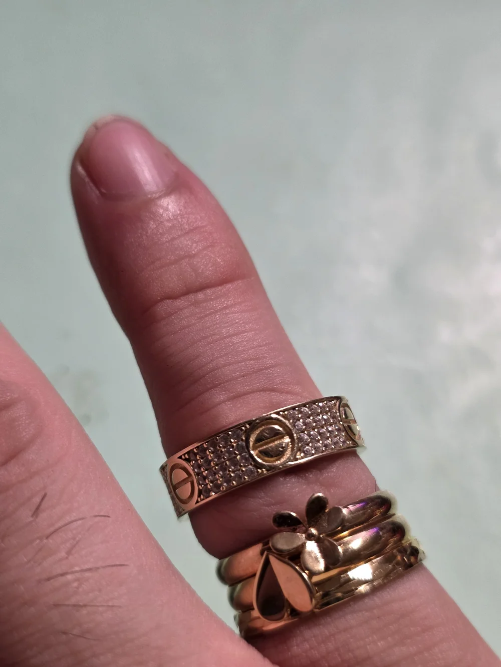 Beautiful Elegant 14k Gold MOTIF Screws Ring